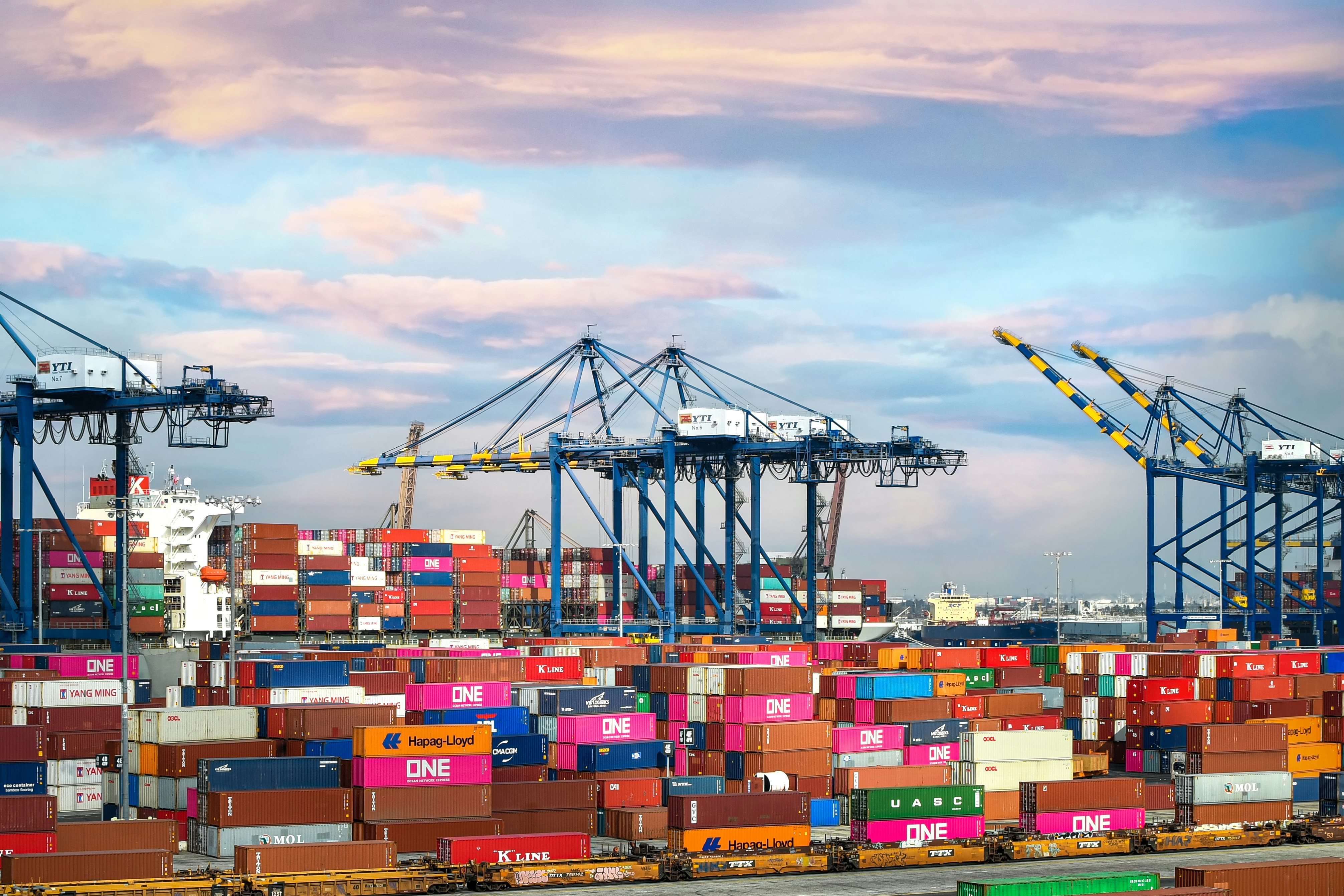 Sistem Logistik Digital: Cara Membuat Operasional Lebih Efisien